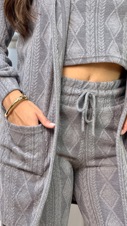 CONJUNTO INTI GRIS