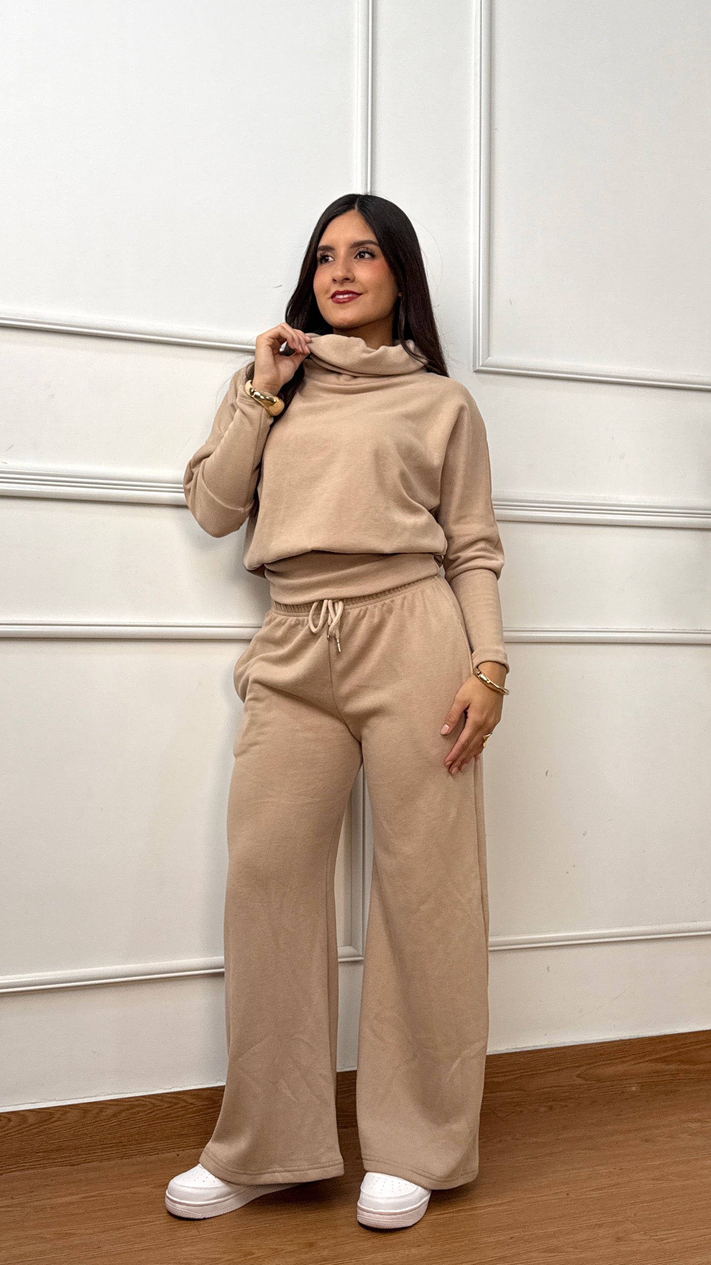 CONJUNTO ALDARA CHOMPERO GRUESO BEIGE