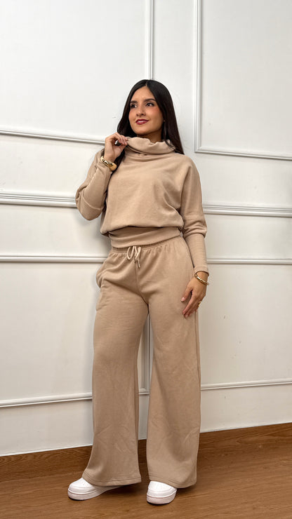 CONJUNTO ALDARA CHOMPERO GRUESO BEIGE